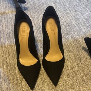 SCHUTZ Classic Black Pointed Heels